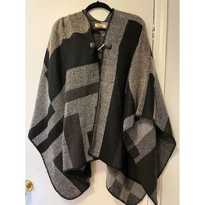 Calvin Klein beautiful cape one size